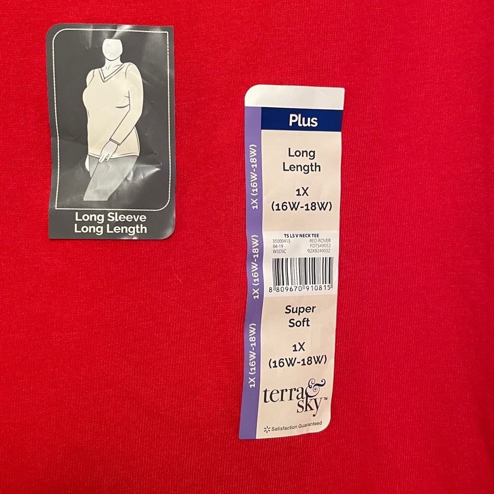 NWT terra & sky Red Long Sleeve & Long Length V Neckline Tee Top 1X (16W-18W) - Picture 3 of 10